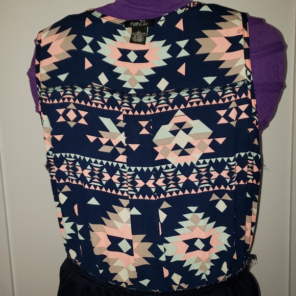 SOLD Southwest Sundress - Picture 11 of 13